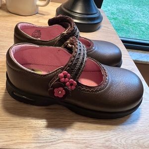Girls Stride Rite Adria Mary Janes 11.5 WIDE